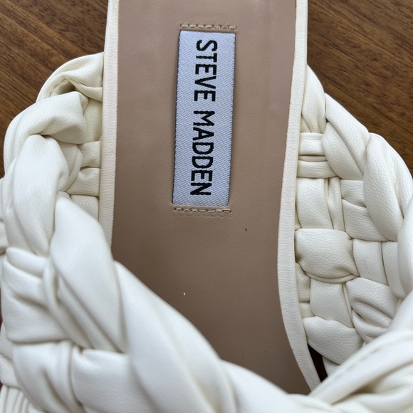 Steve Madden Slides - Picture 4 of 4